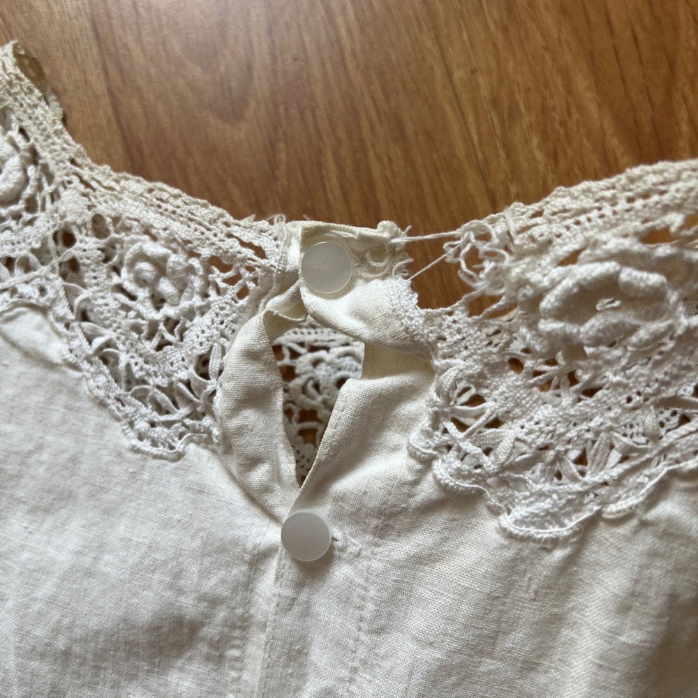 Cream Lace-Trim Cap Sleeve Blouse - Picture 10 of 16